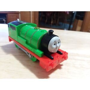 TOMY Thomas & Friends  PERCY Motorized Engine Trackmaster 2013 Mattel Works